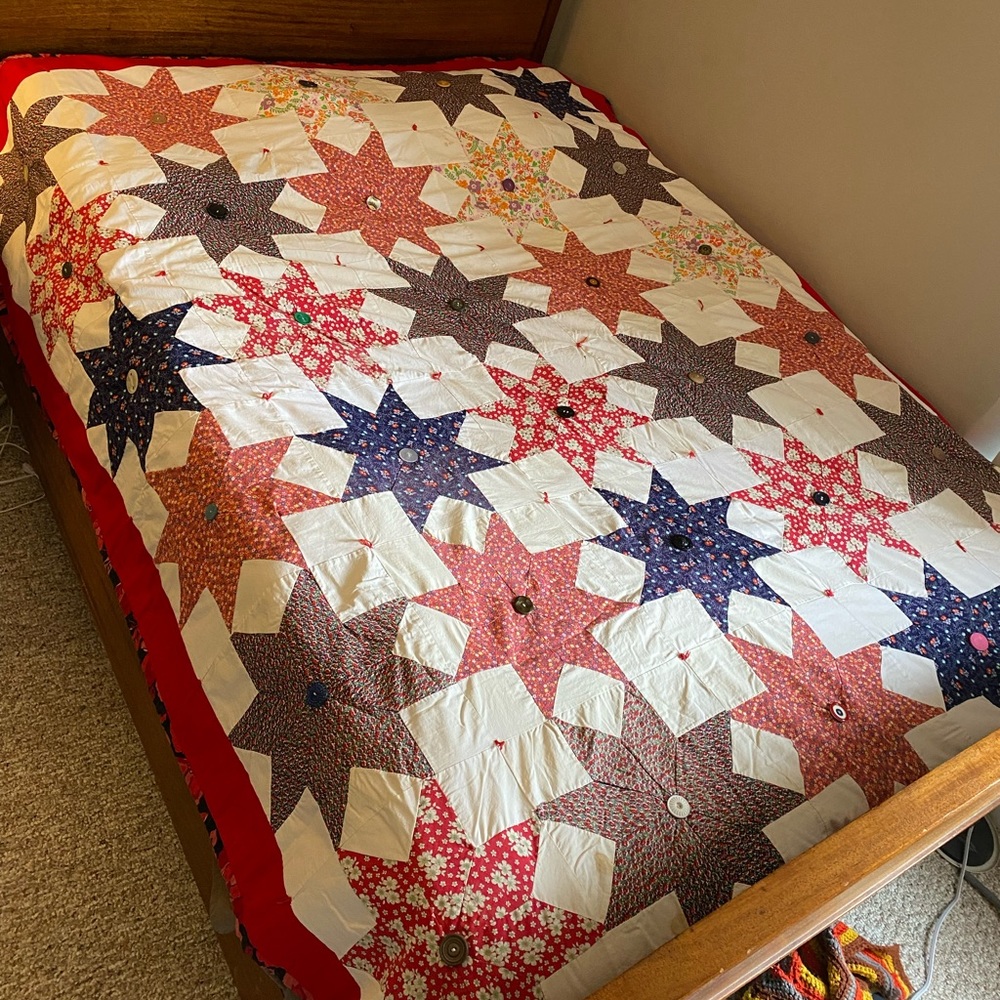 Vintage handmade star quilt 78X69